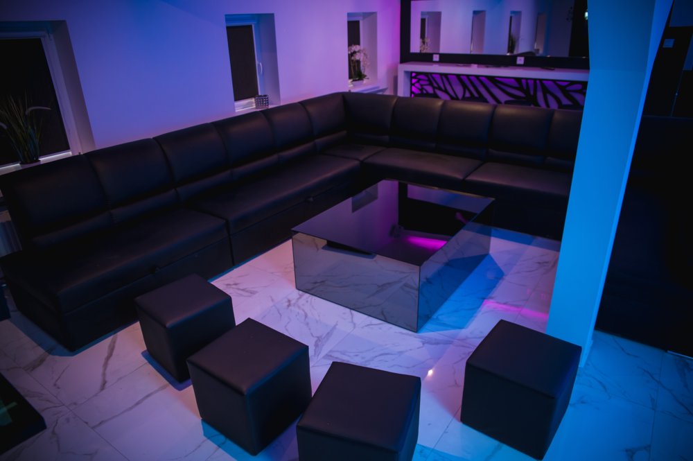 Viphouse22