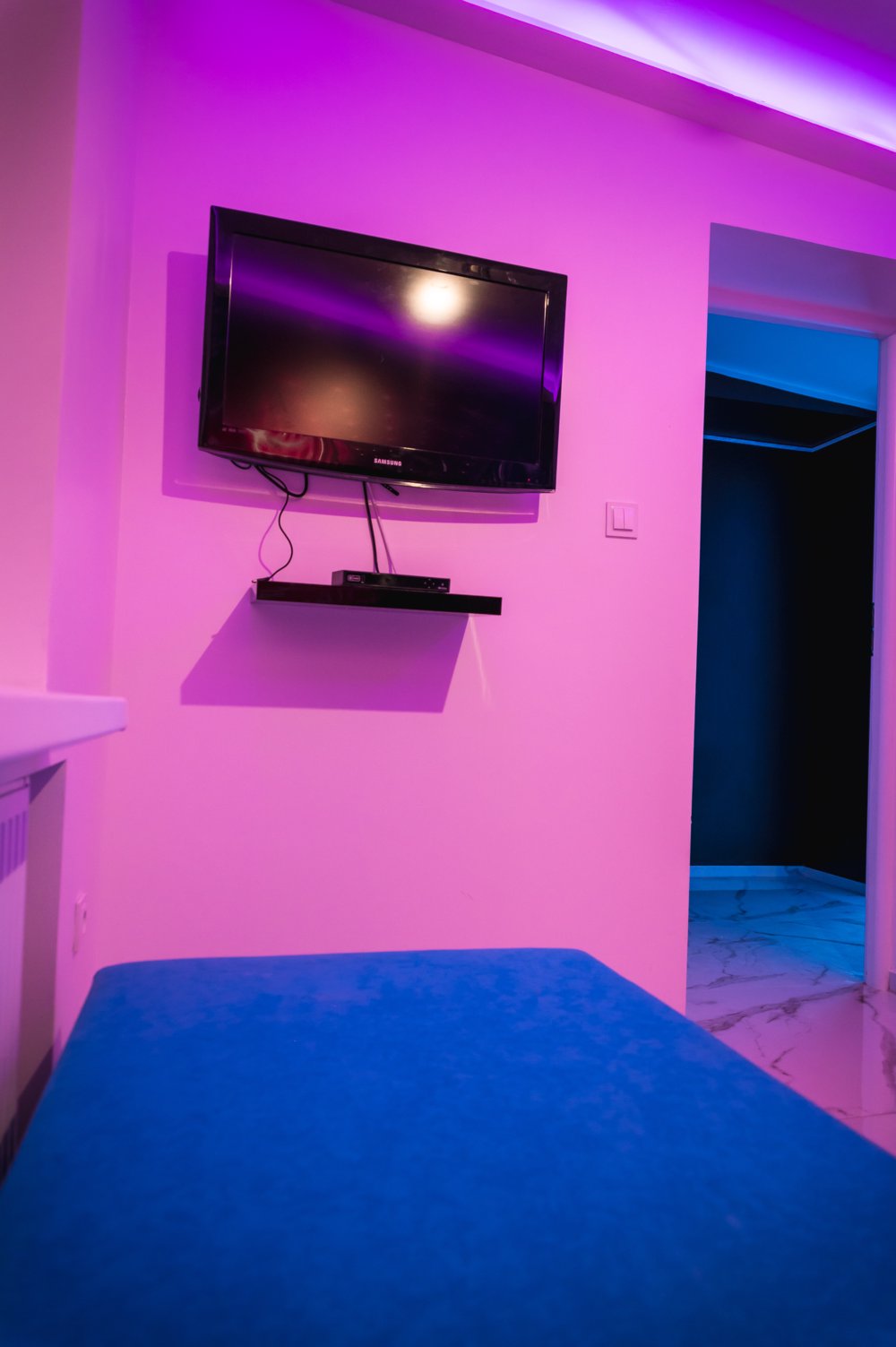 Viphouse9